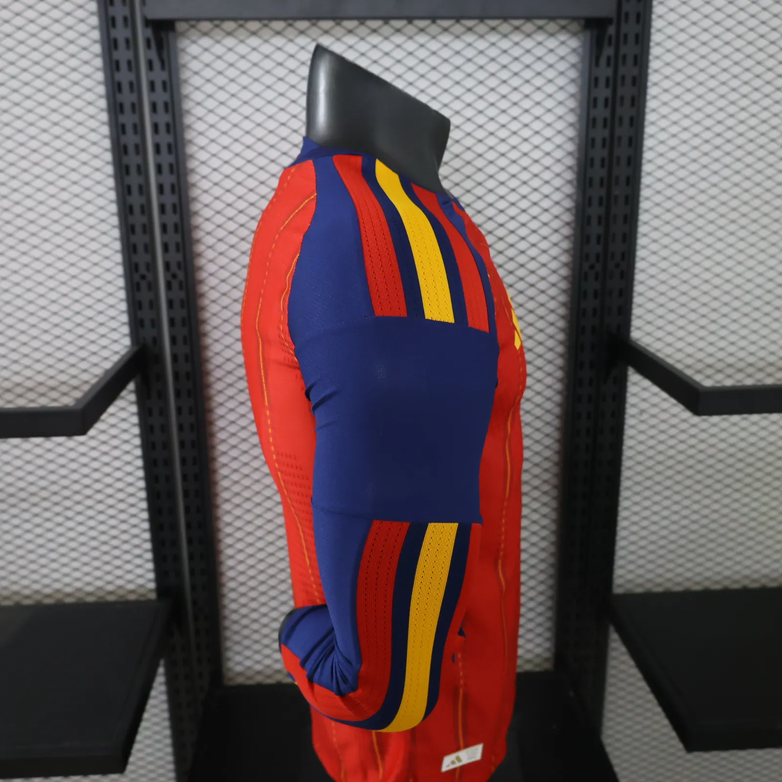 2026-27 Spain Home Long-Sleeve Jersey (with Two Stars) – Player Version