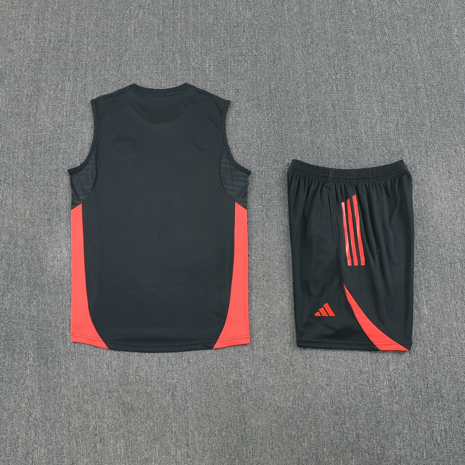2025-26 Bayern Munich training vest jersey