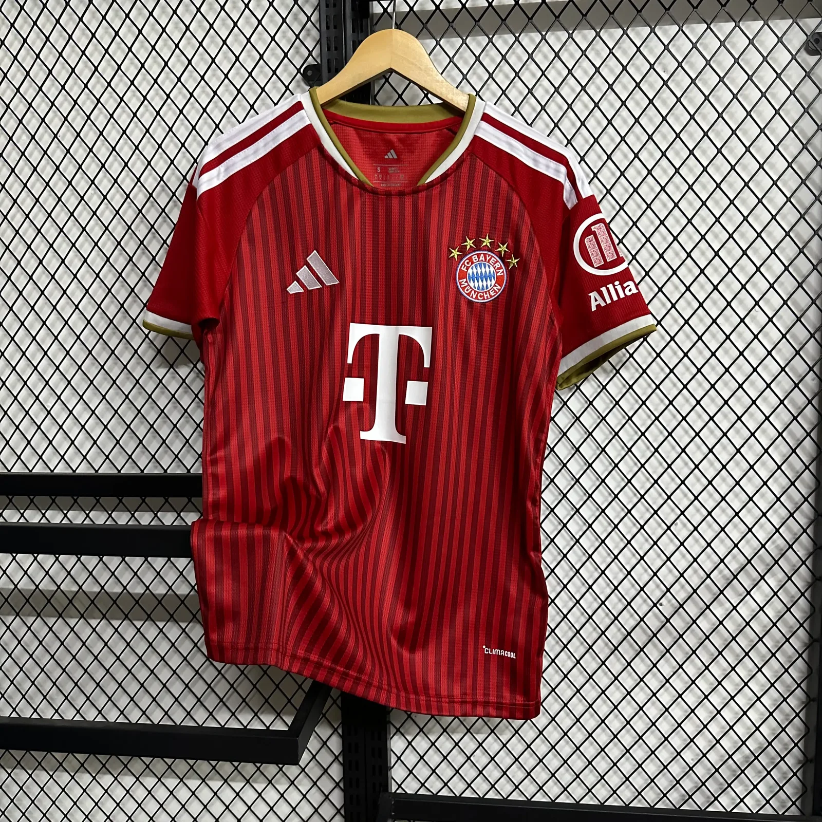 2026-27 Bayern Munich Home Jersey – Fan Version
