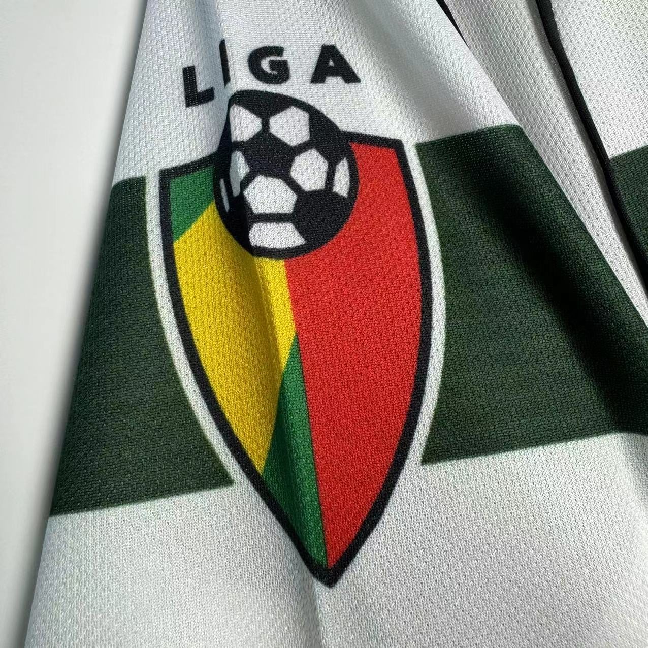 2001-03 Lisbon Home Retro Jersey