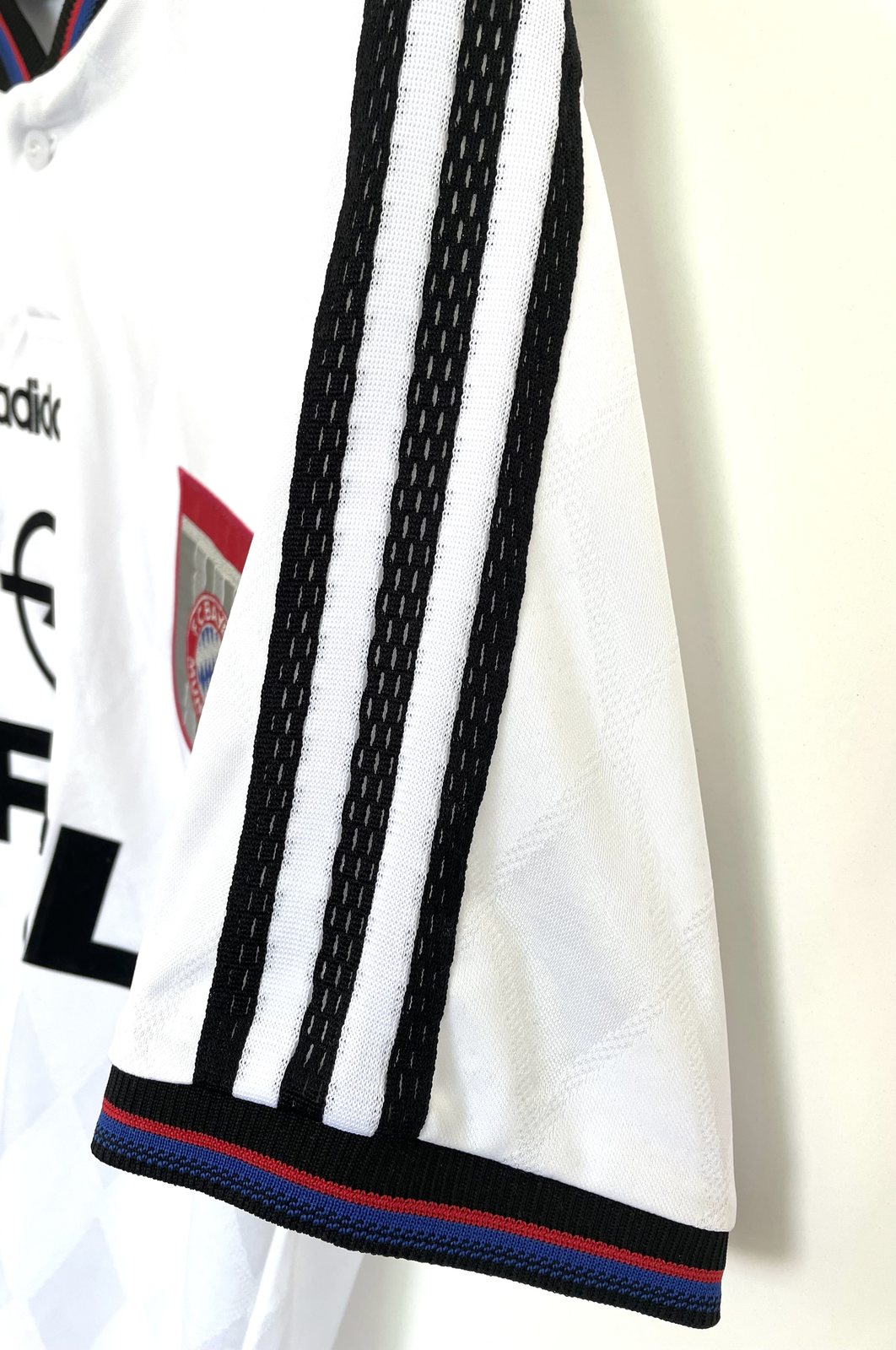 1997-98 Bayern Munich Away Retro Jersey