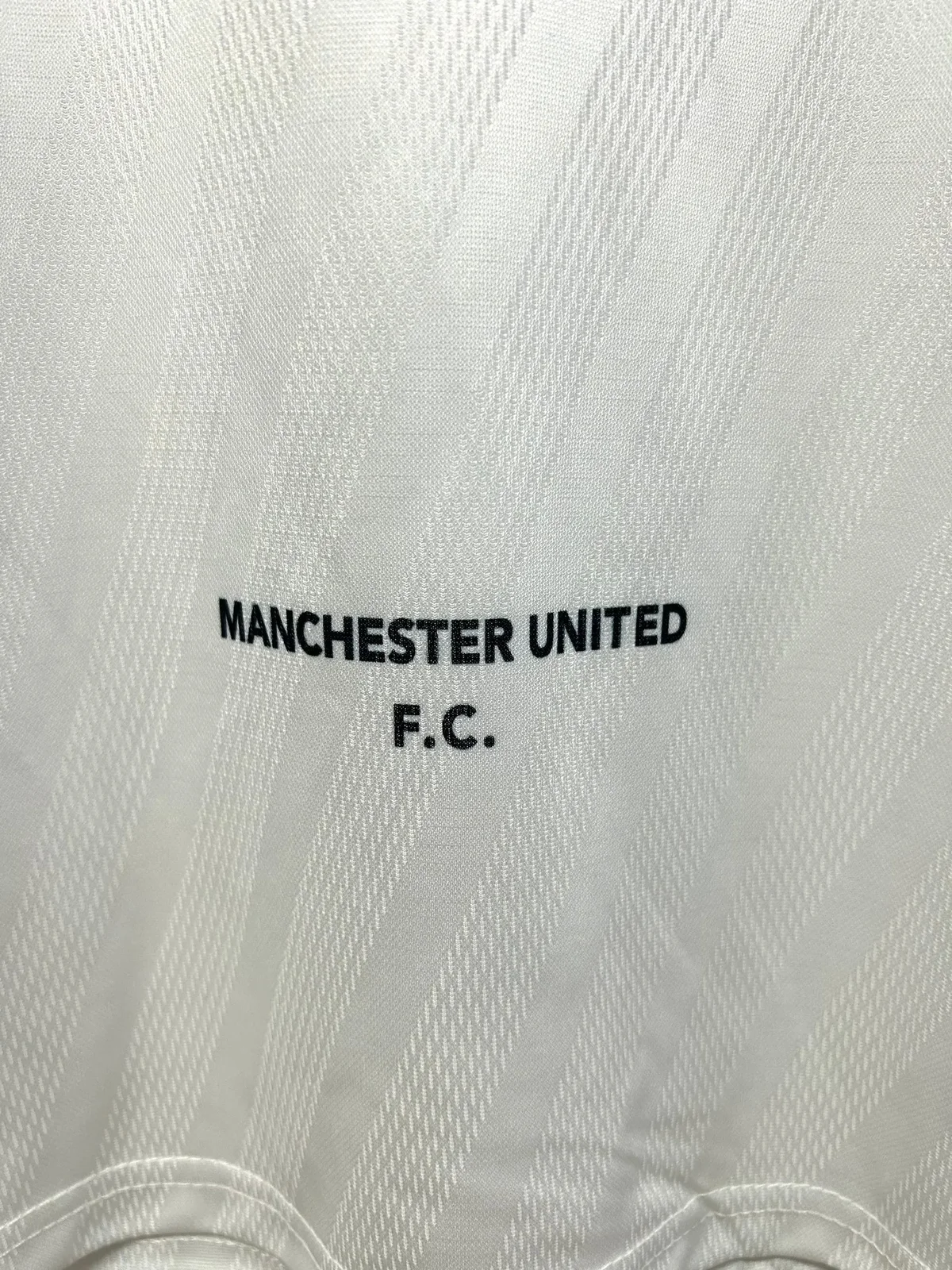 1996-97 Manchester United Away Retro Shirt