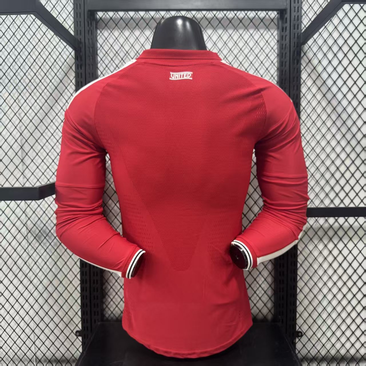 2026-27 Manchester United Home Long-Sleeve Jersey - Player Version