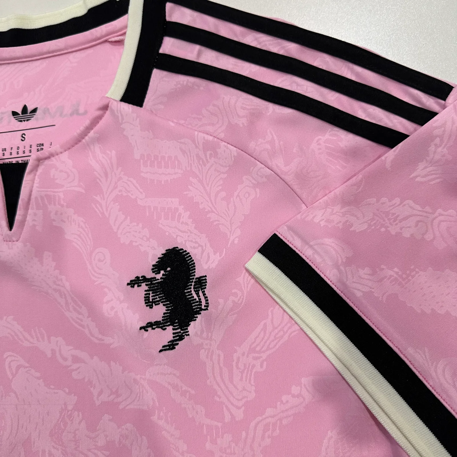 2026-27 Juventus Away Kit - Fan Edition