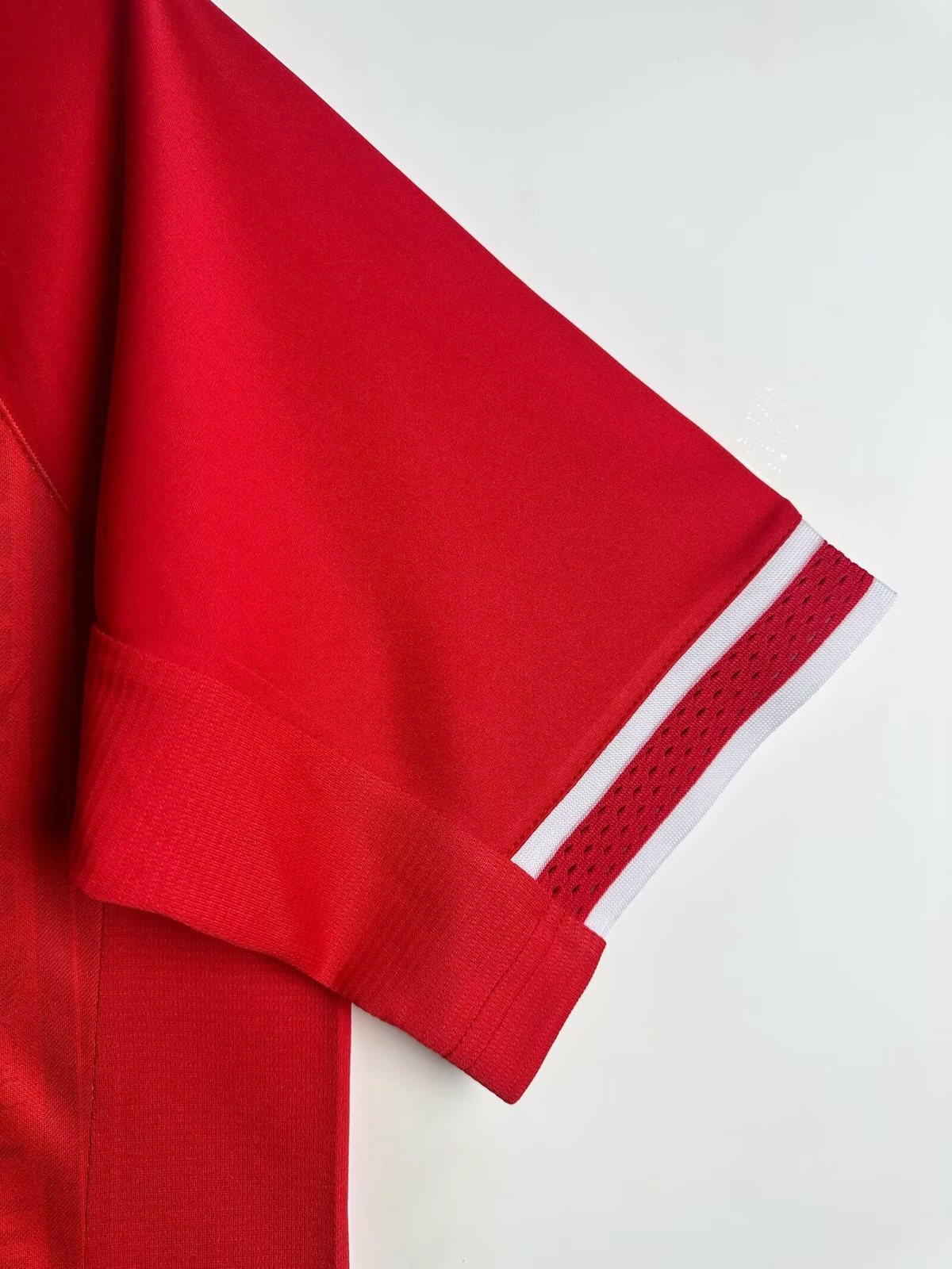 2013-14 Liverpool Retro Home Jersey