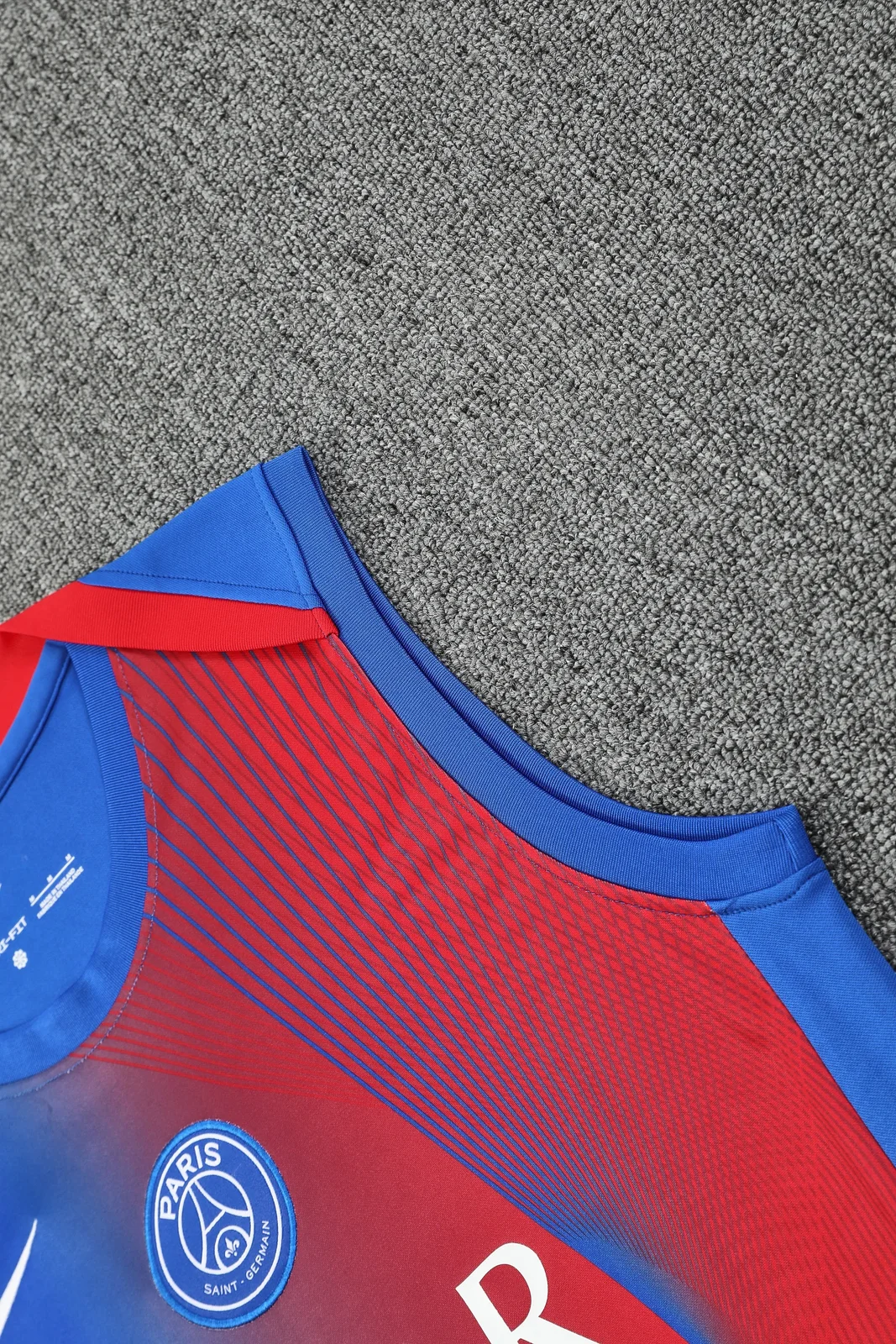 2025-26 Paris Saint-Germain training vest jersey