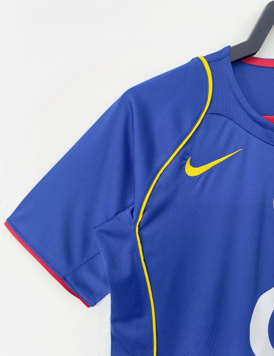 2004-05 Arsenal Away Retro Shirt