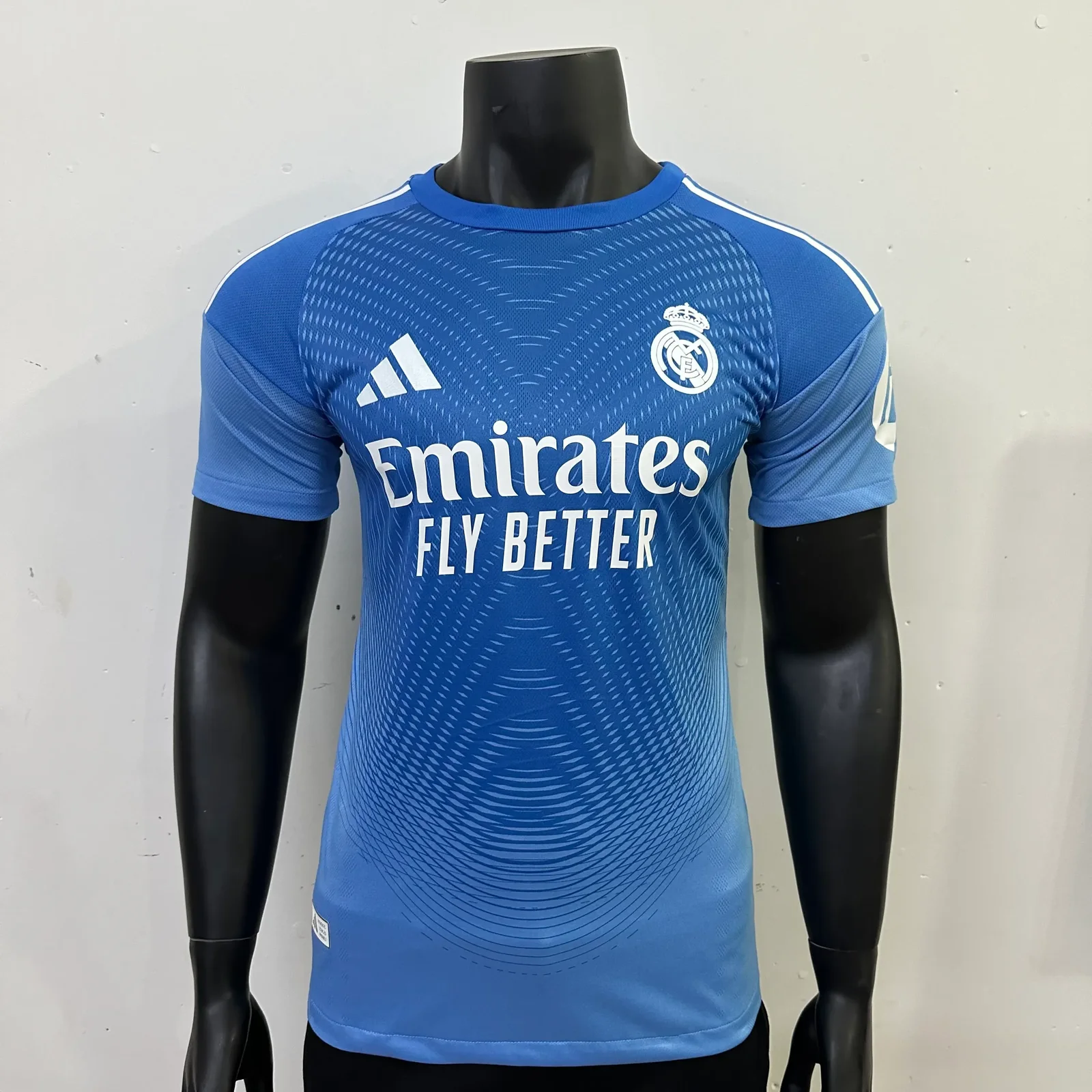 2025-26 Real Madrid Goalkeeper Jersey — Player Version