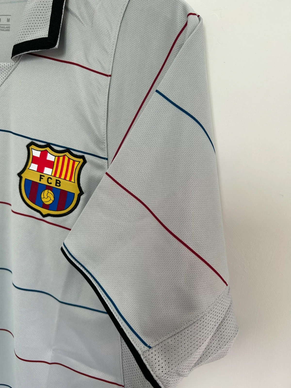 2003-04 Barcelona Away Retro Jersey