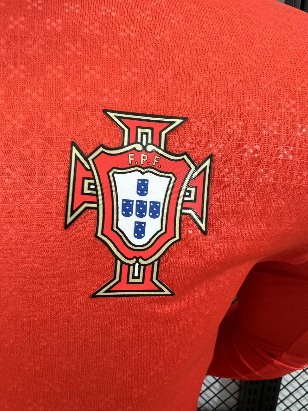 2025-26 Portugal Home Long-Sleeve Jersey - Player Version