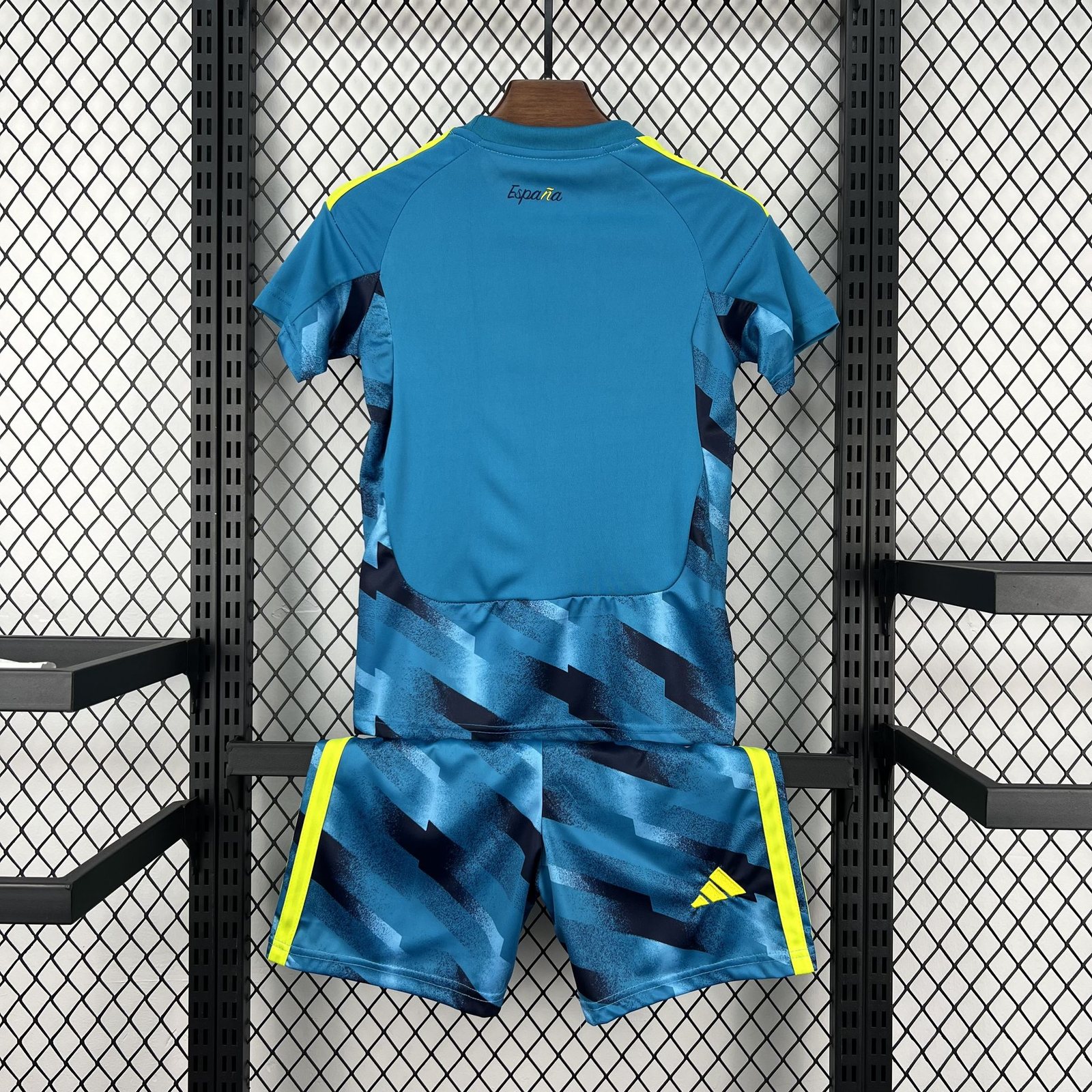 2026-27 Spain Goalkeeper Jersey - Kids'