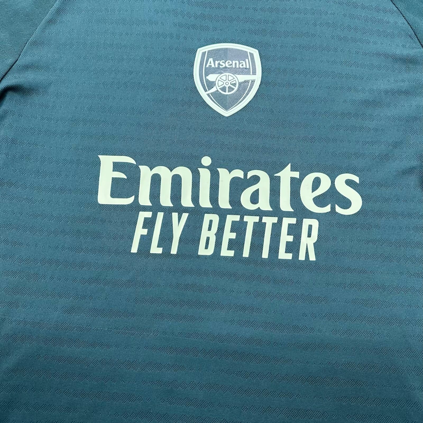 2026-27 Arsenal Training Kit - Fan Edition