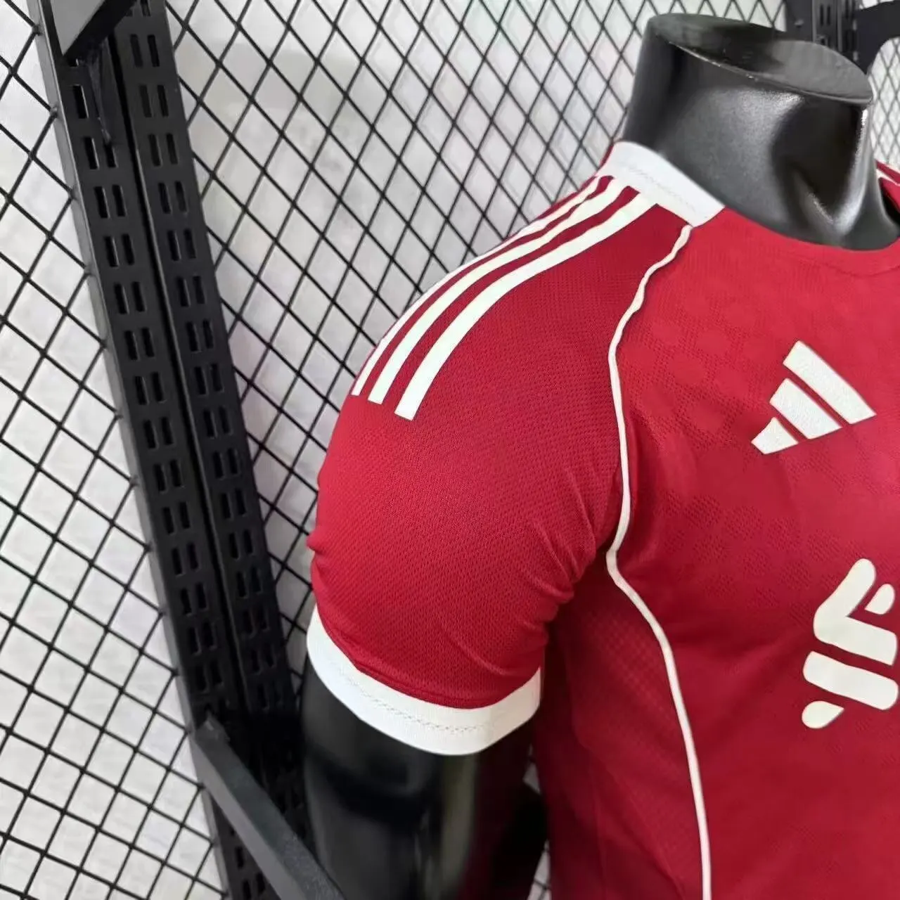 2025-26 Liverpool Home Kit - Player Edition