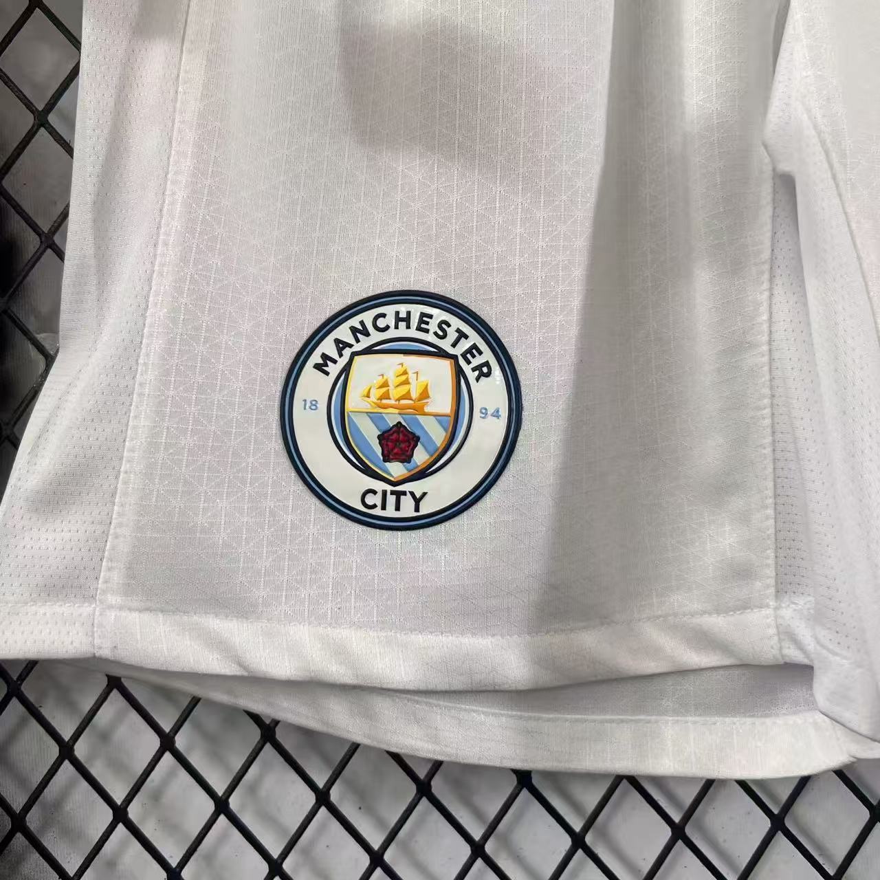 2025-26 Manchester City Home Shorts – Player Edition