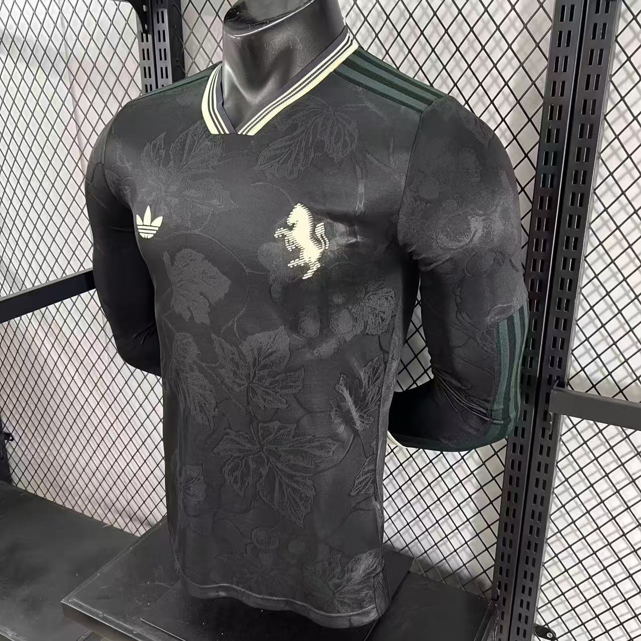 2025-26 Juventus Second Away Long-Sleeve Jersey - Player Version