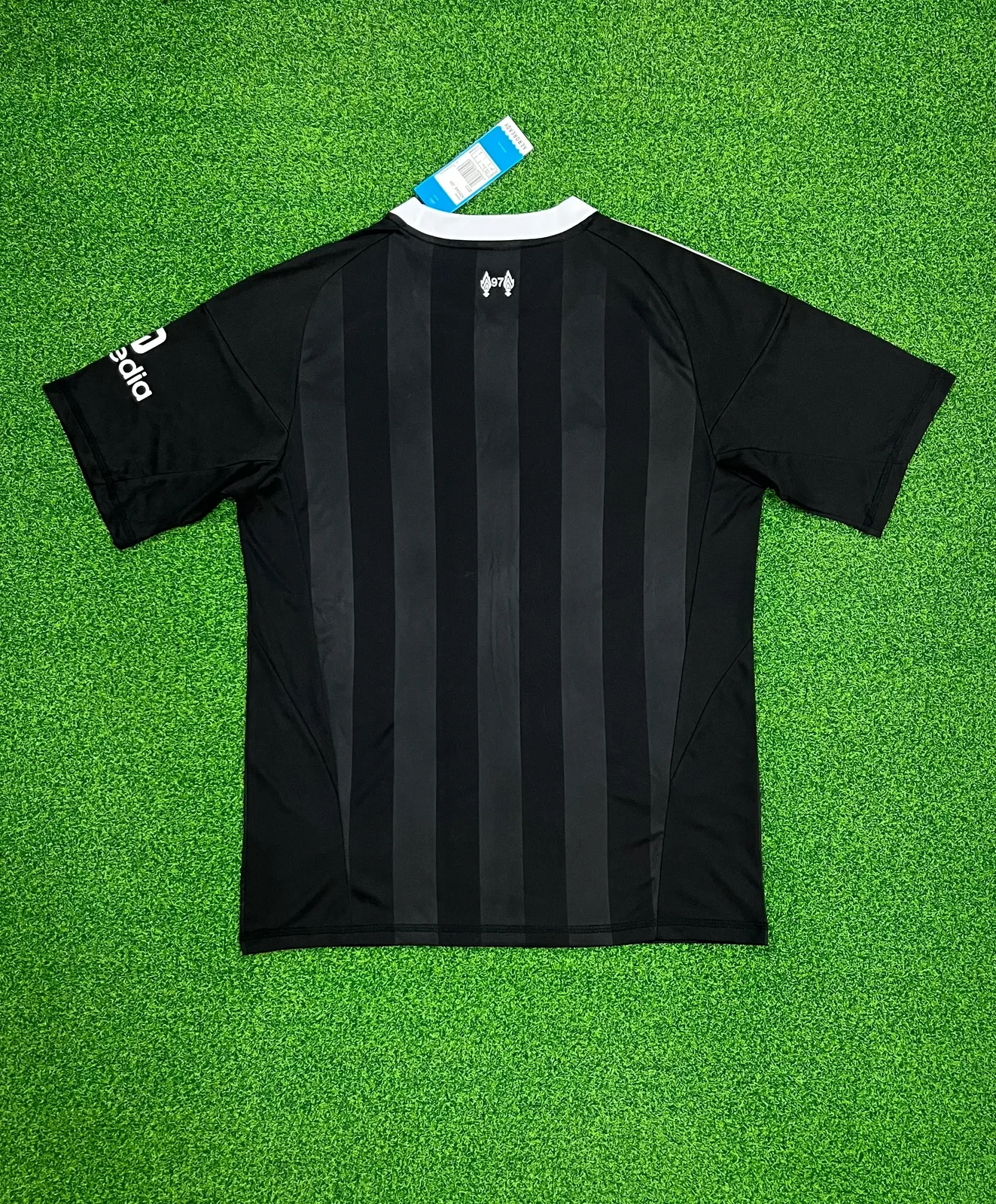 2025-26 Liverpool Goalkeeper Shirt