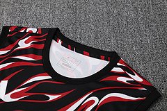 2025-26 Manchester United training vest jersey