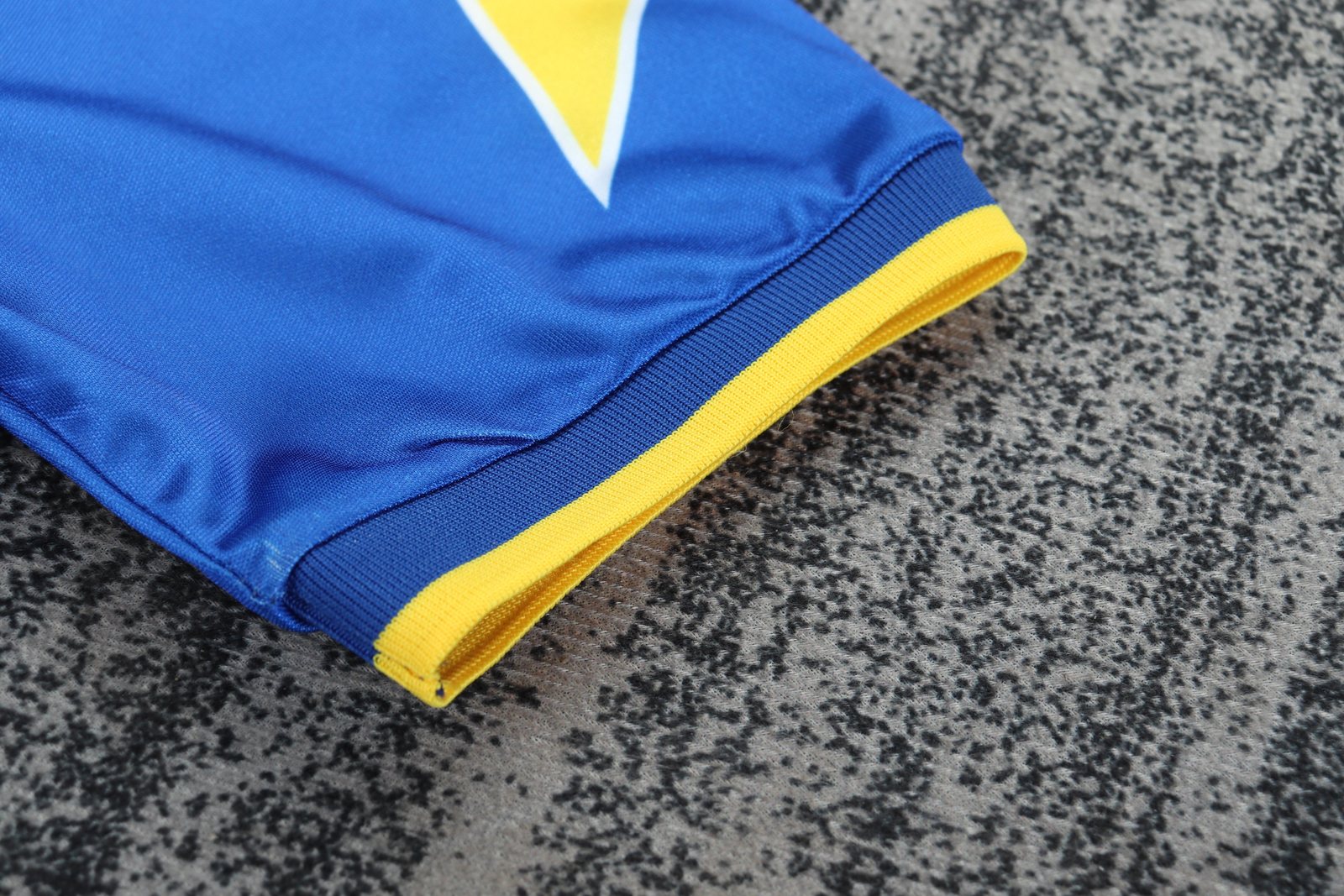 1995-96 Juventus Away Retro Jersey - Children's Size