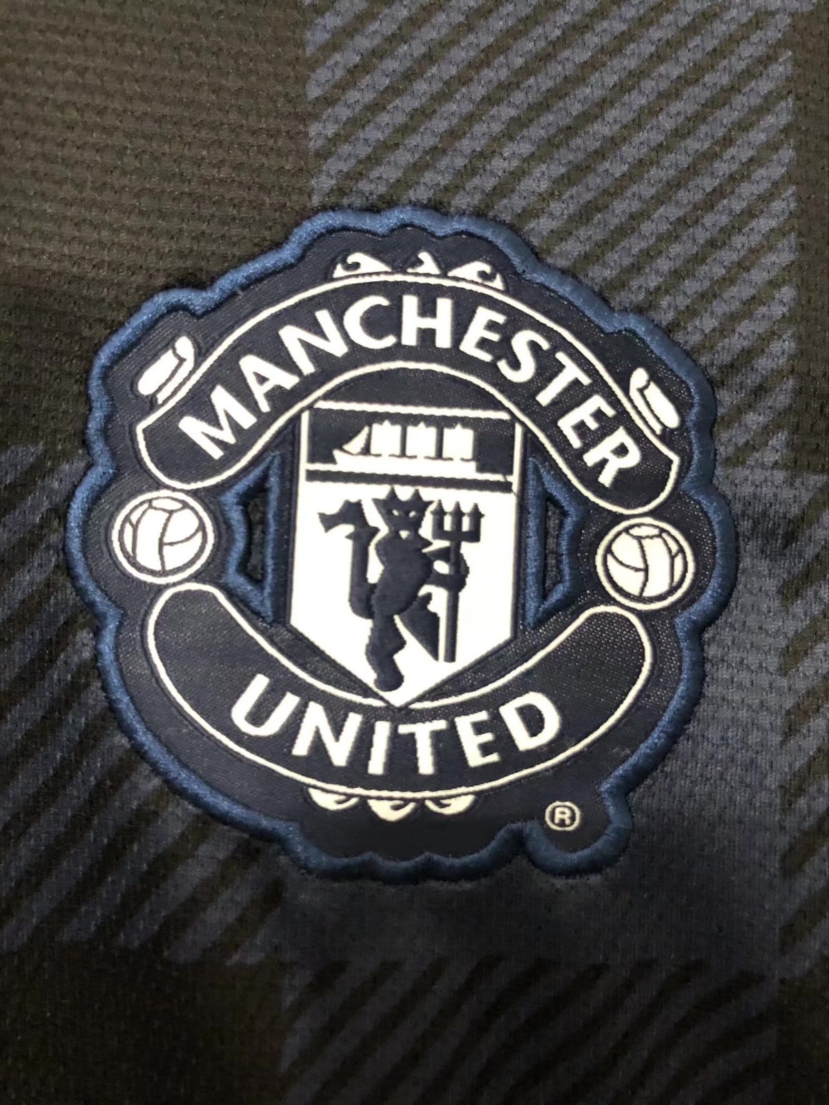 2013-14 Manchester United away black retro jersey