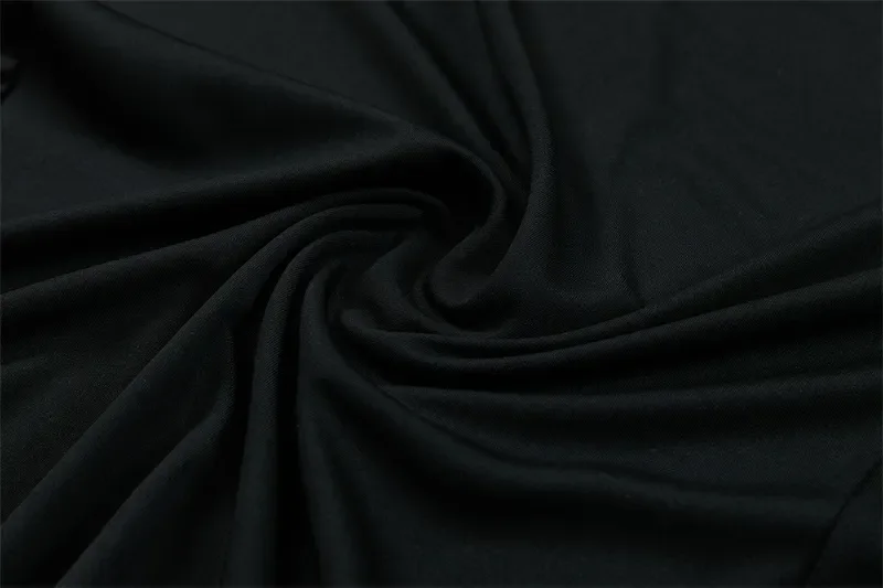 2026-27 Juventus Black Half-Zip Long-Sleeve Training Kit