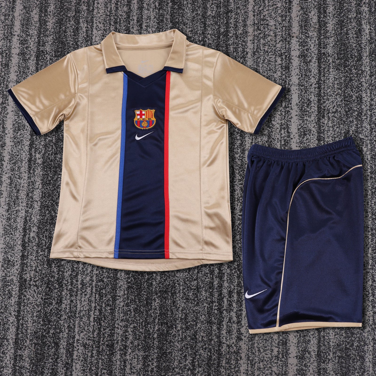 2001-02 Barcelona Away Retro Jersey – Kids'