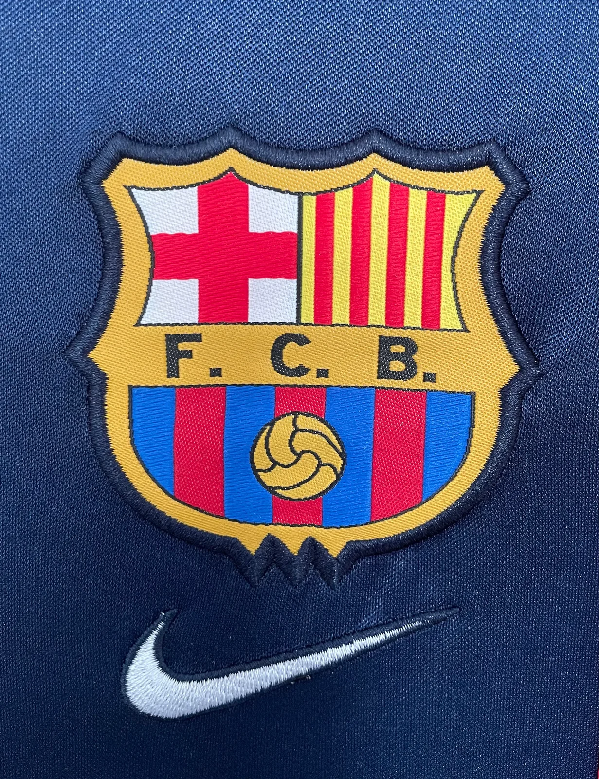 2001-02 Barcelona Away Retro Jersey