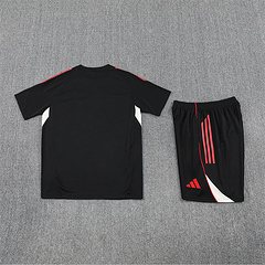 2025-26 Liverpool FC Black Short Sleeve Training Shirt
