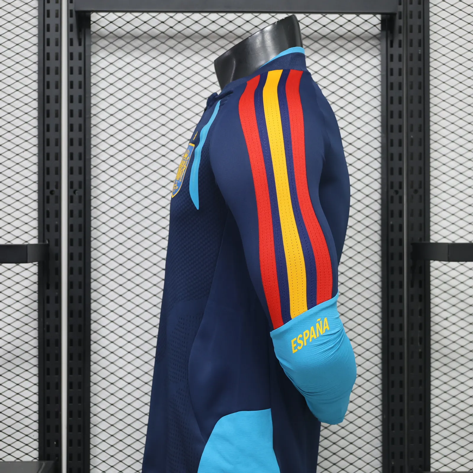 2026-27 Spain Long-Sleeve Training Jersey – Player Version