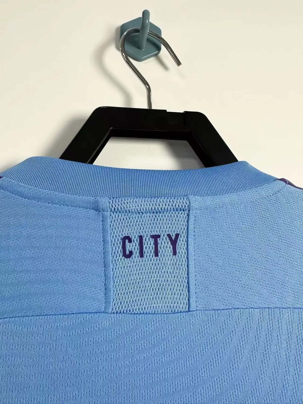 2019-20 Manchester City Retro Home Jersey