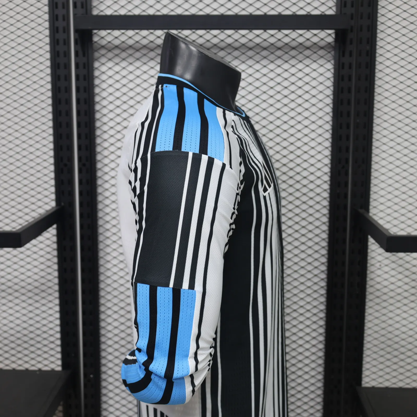 2026-27 Newcastle United Home Long-Sleeve Jersey - Player Version