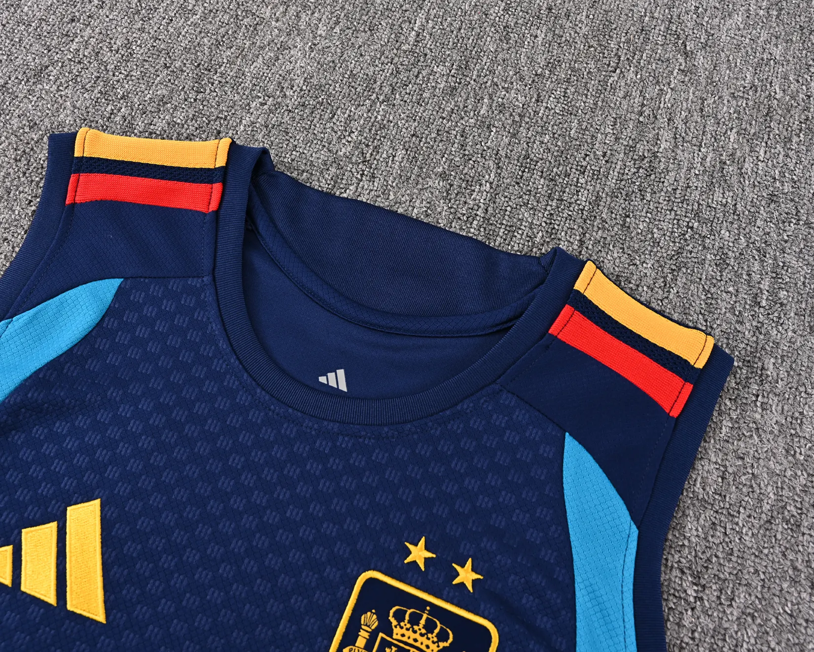 2026-27 Spain training vest jersey