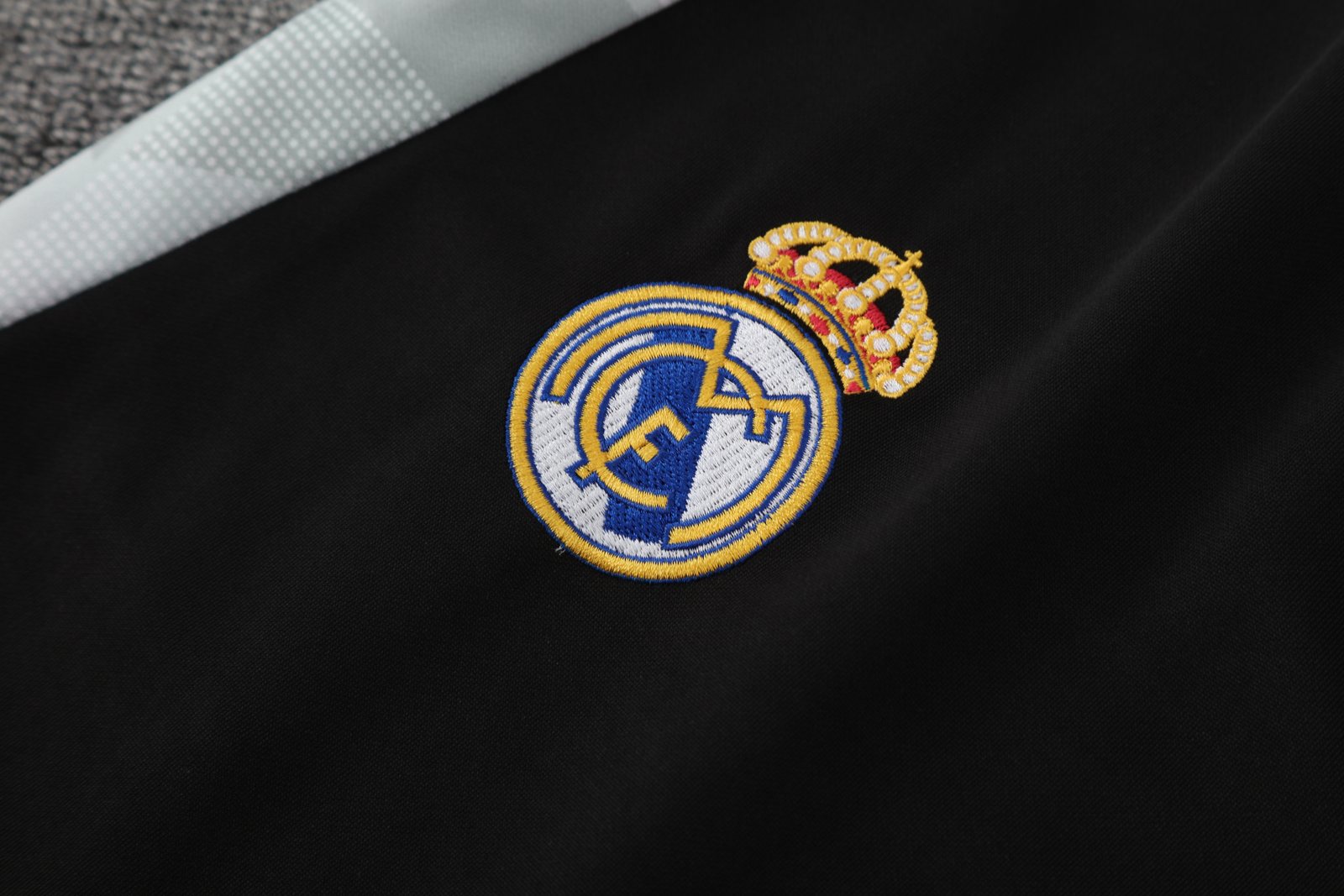 2025-26 Real Madrid Hooded Training Jersey