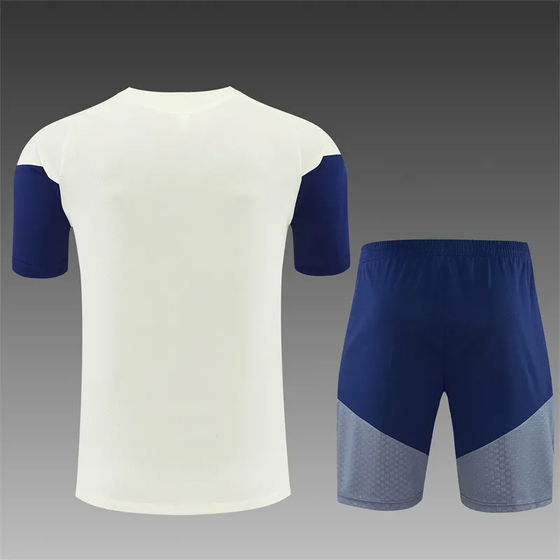 2026-27 Bayern Munich Beige Short-Sleeve Training Jersey