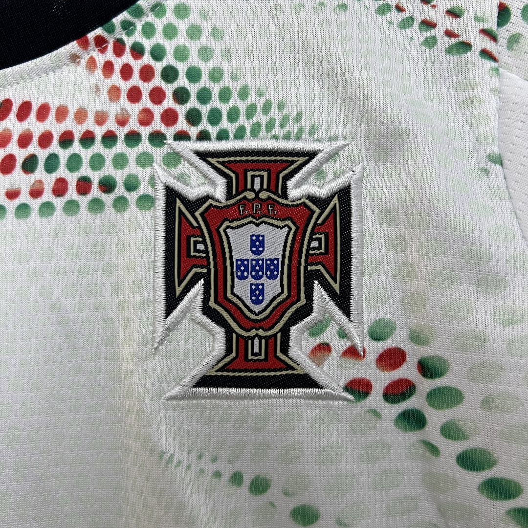 2025-26 Portugal Away Long Sleeve Shirt - Kids