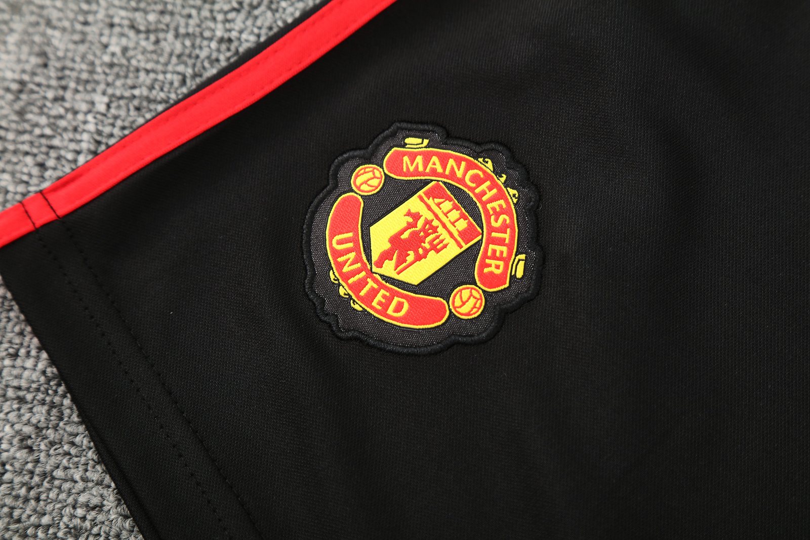 2025-26 Manchester United training vest jersey