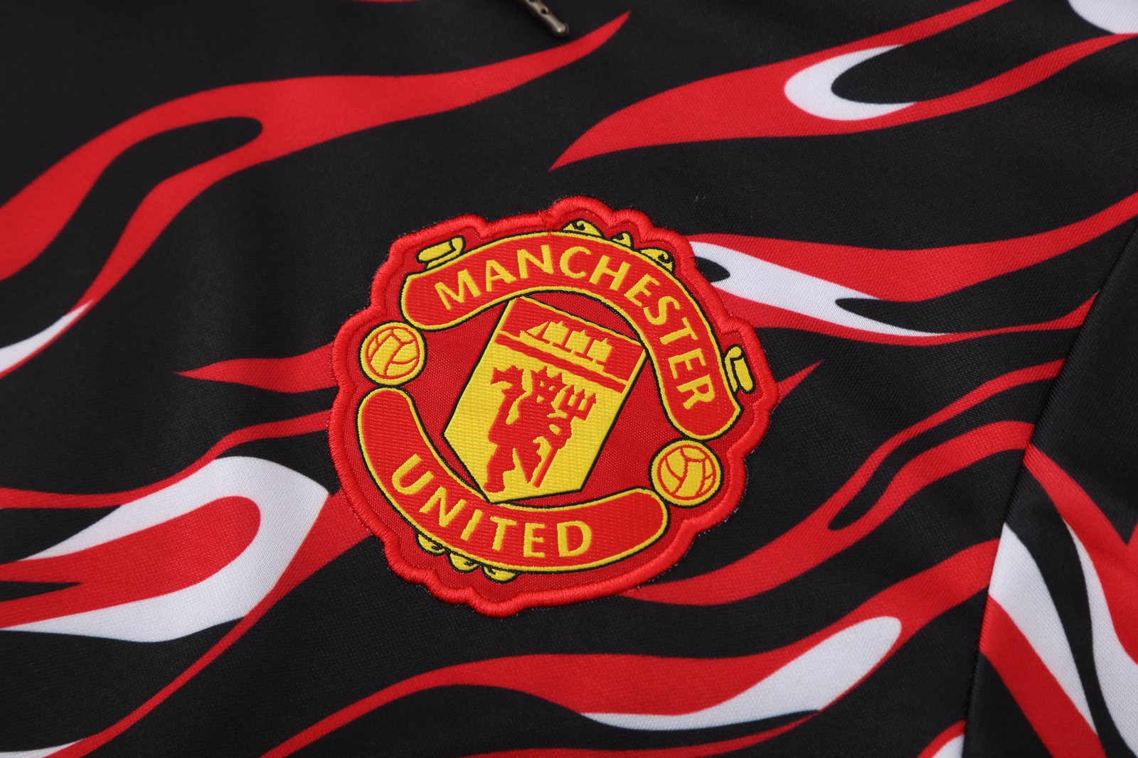 2025-26 Manchester United Black and Red Training Hooded Jersey