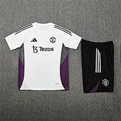 2025-26 Manchester United white short-sleeved training jersey