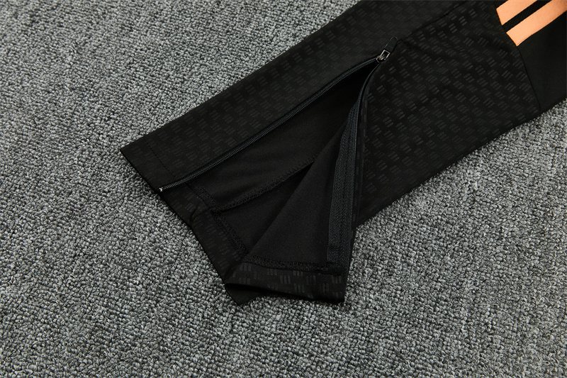 2026-27 Arsenal Black Half-Zip Training Kit