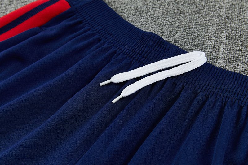 2026-27 Bayern Munich Beige Short-Sleeve Training Jersey
