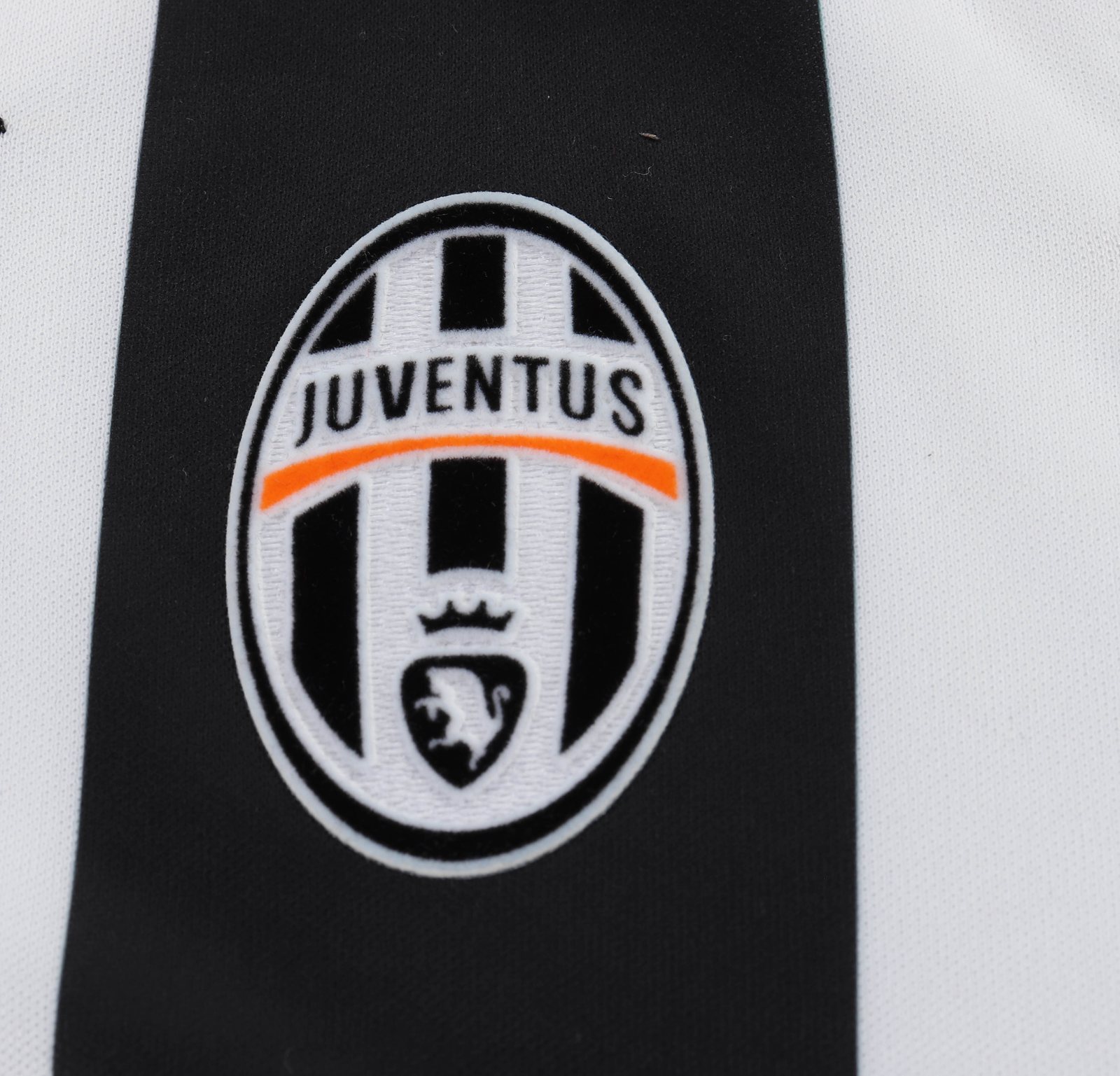 2004-05 Juventus Home Retro Jersey - Children's