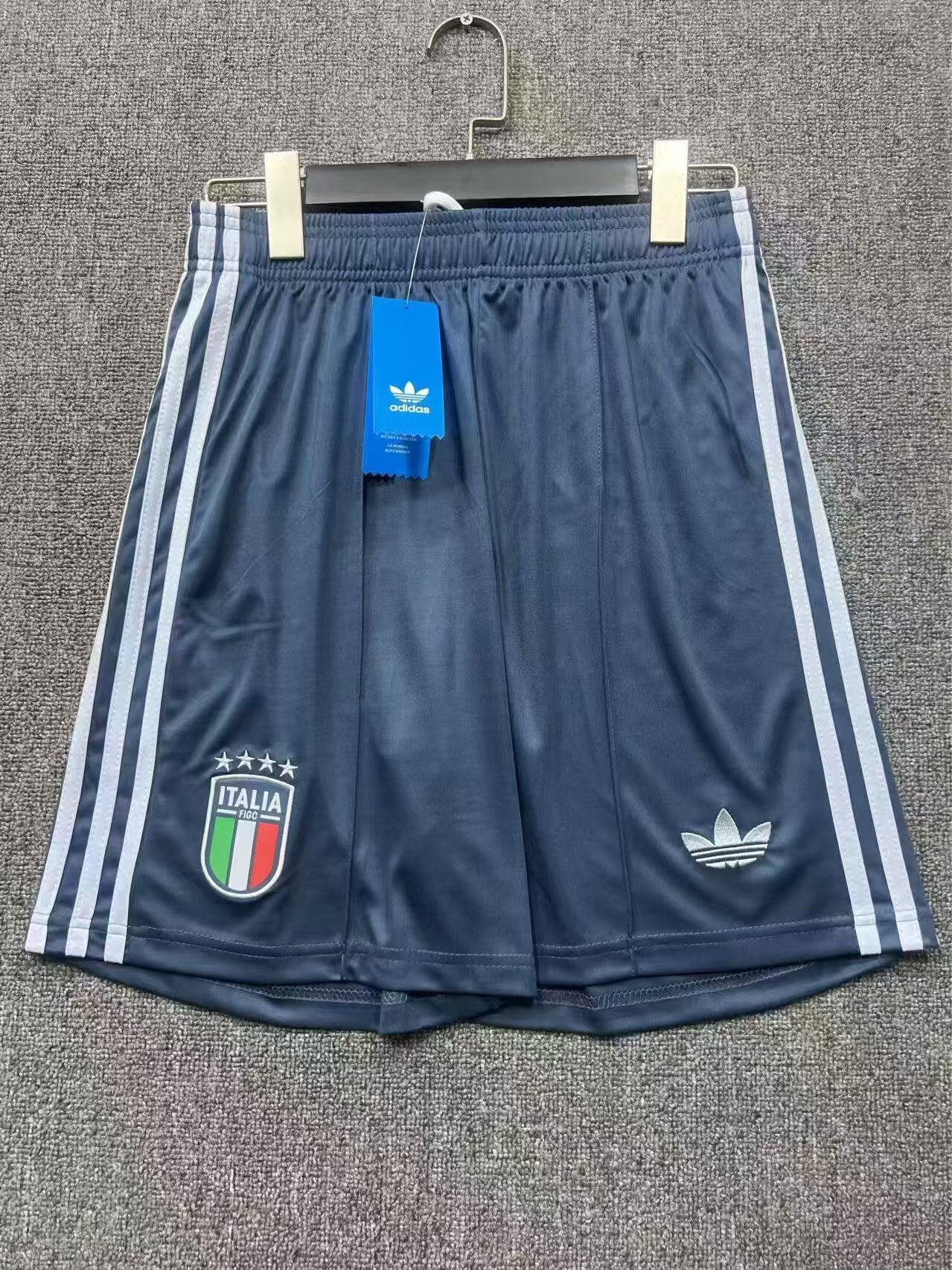 2026-27 Italy Away Shorts - Fan Edition