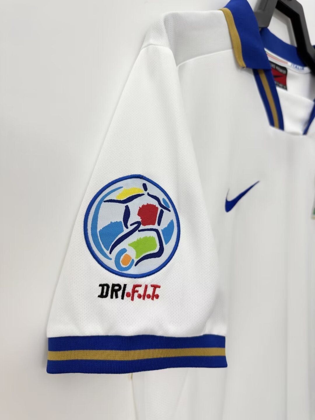 1996 Italy Away Retro Jersey