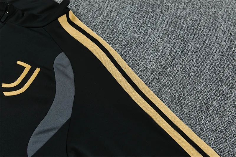 2026-27 Juventus Black Half-Zip Long-Sleeve Training Kit