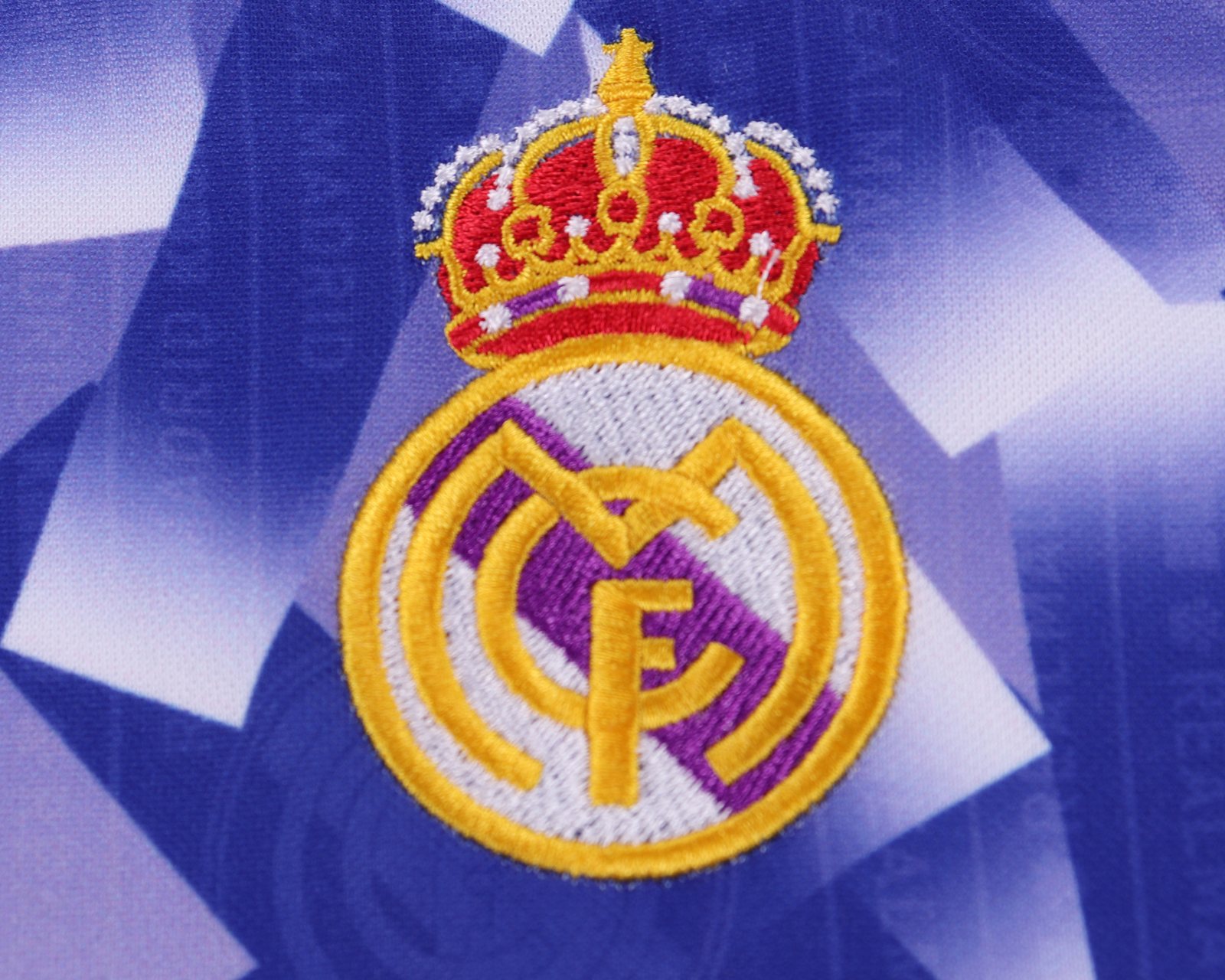 1996-97 Real Madrid Second Away Kit – Kids
