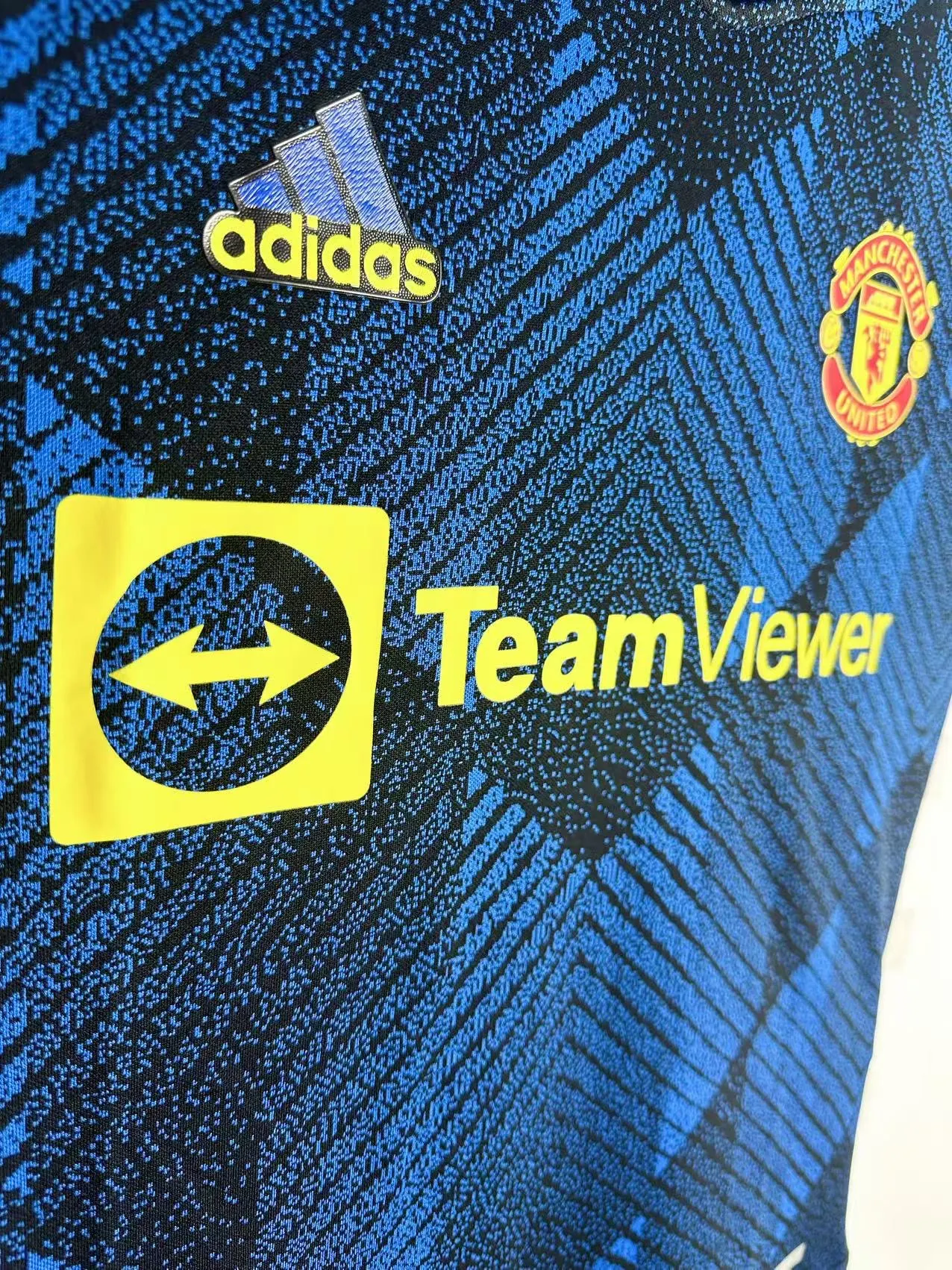 2021-22 Manchester United Away Retro Shirt - Player Edition