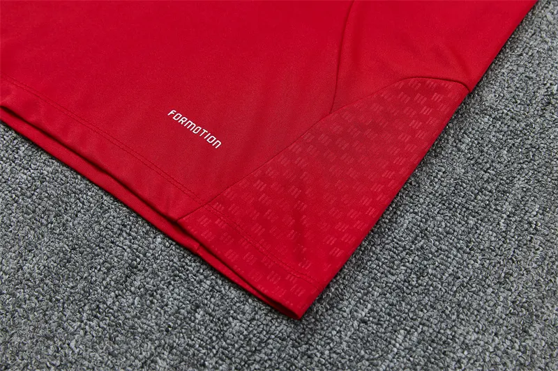 2026-27 Liverpool Red Half-Zip Training Kit