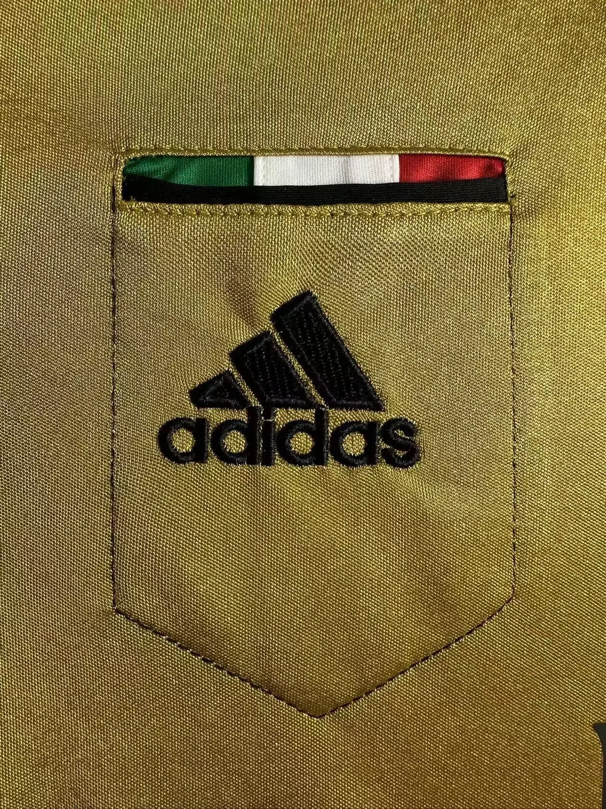 2013–14 AC Milan Away Retro Jersey