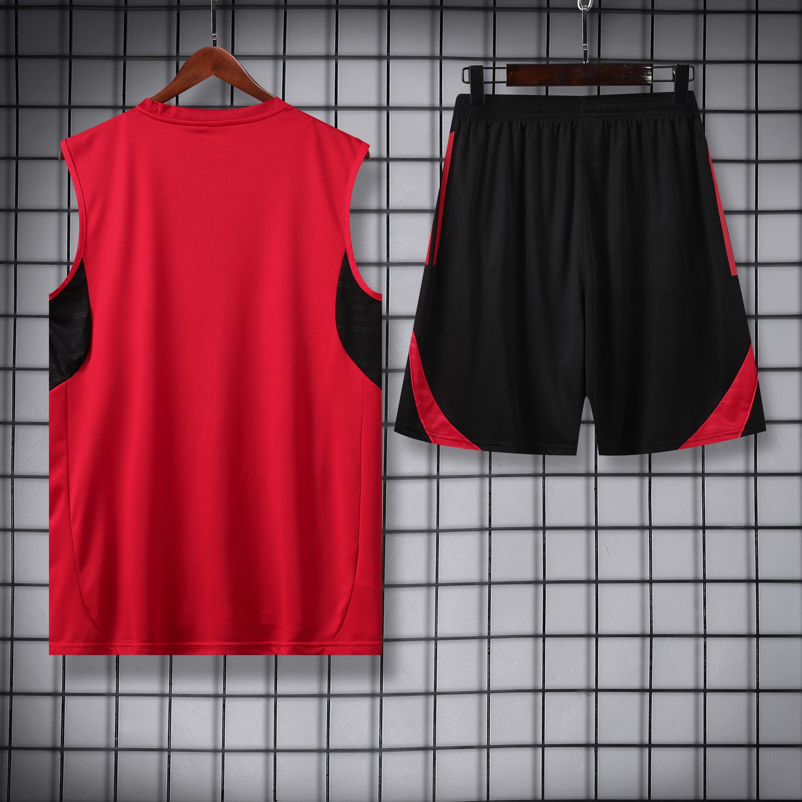 2025-26 Manchester United training vest jersey