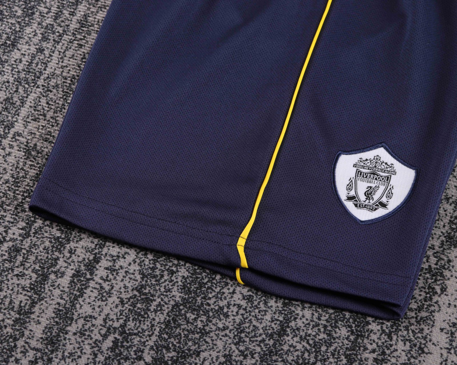 2001-02 Liverpool Away Retro Shirt - Kids
