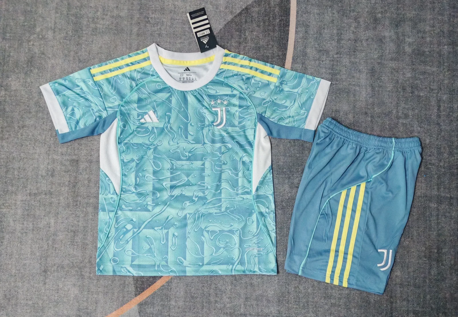 2025-26 Juventus Away Kit – Kids' Edition